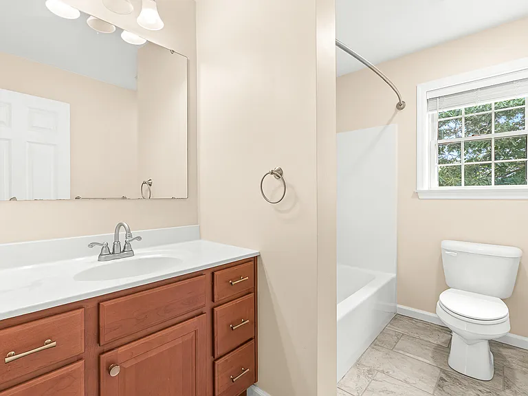 18 Grant Rd — Photo 35