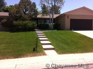 5515 Murray Hill Dr, Cheyenne, WY 82009