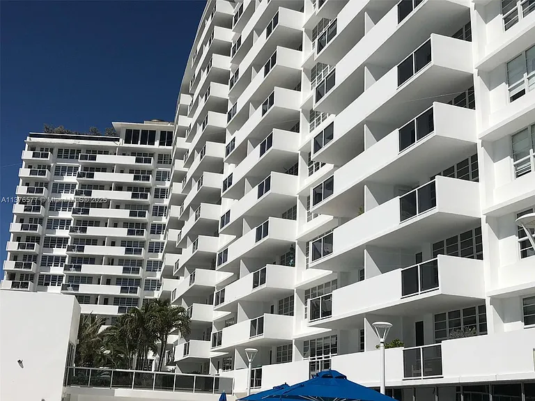 100 Lincoln Rd #1244 — Photo 47