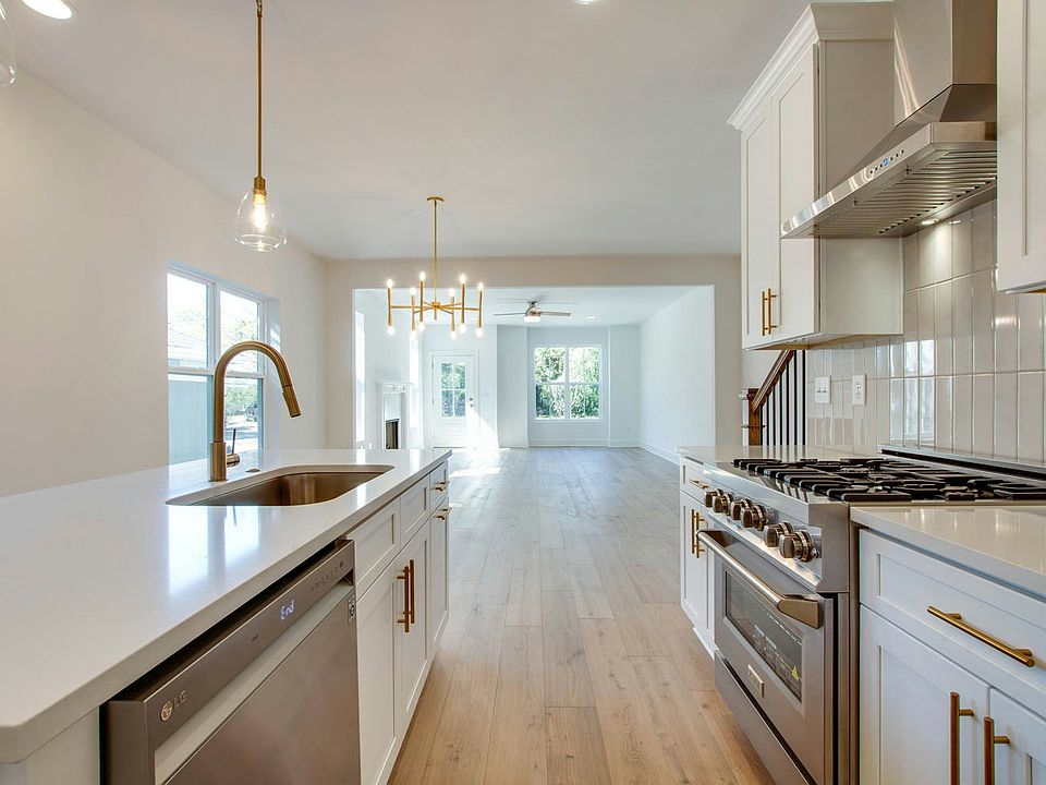 Kitchen with Gas Stove