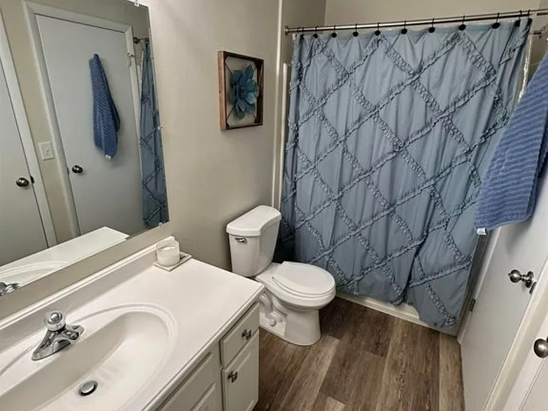 7 Chesapeake Dr #7 — Photo 5