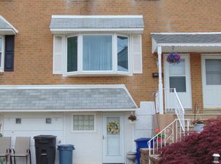 10105 N Canterbury Rd, Philadelphia, PA 19114