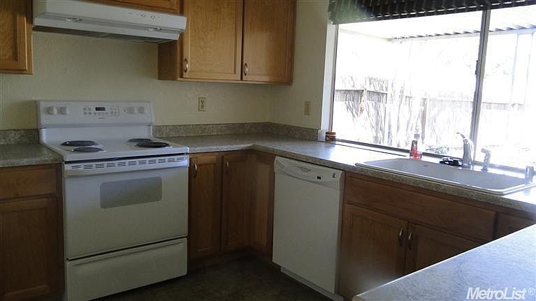 1st image of 8929 S Aksarben Dr