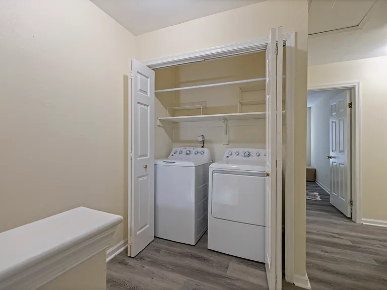 5632 Campus Dr — Photo 3