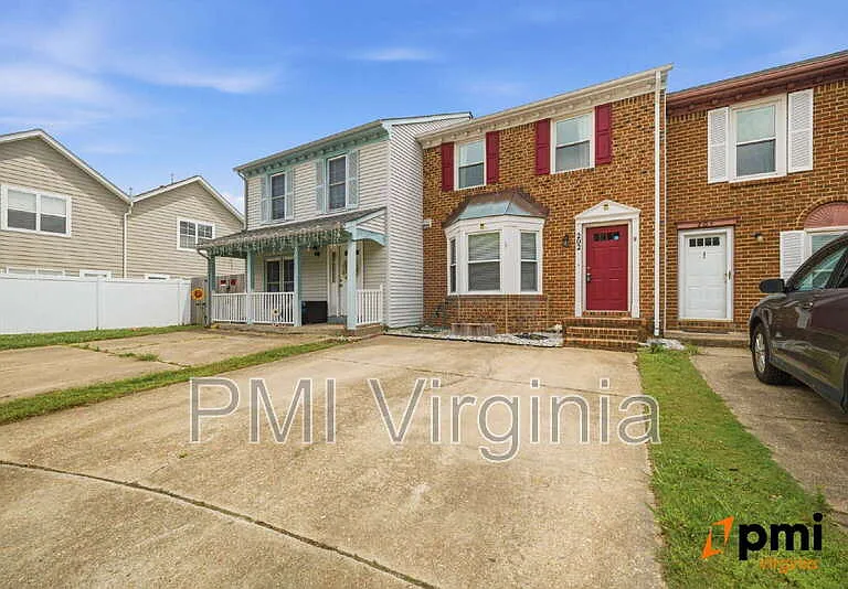 202 Stonehall Ct — Photo 18