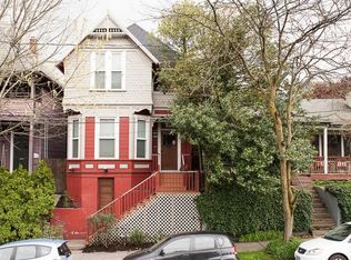 3208 SW Kelly Ave, Portland, OR 97239