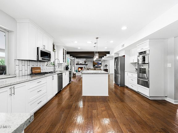 5th image of 7502 N 10TH Street