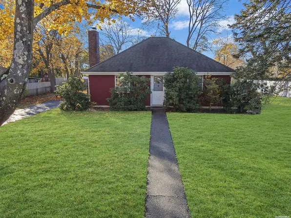 28 Homestead Avenue, Port Jefferson Station, NY 11776