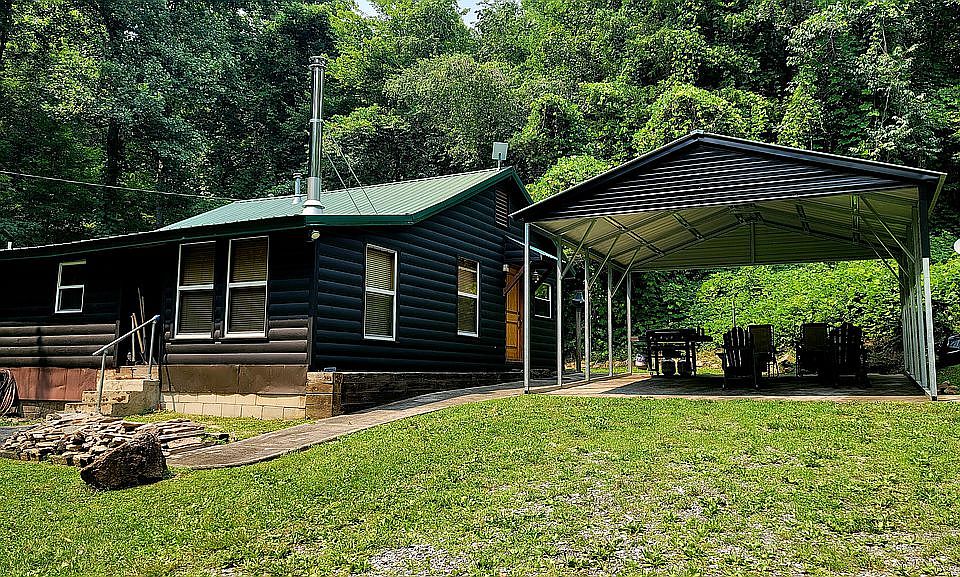 1st image of 5515 Calderwood Hwy