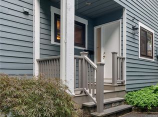 14 Timber Rdg, Mount Kisco, NY 10549