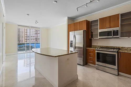 1945 S Ocean Dr #503 Photo 1