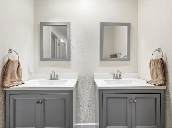 807 Windcrest Dr, Keller, TX 76248