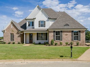 2086 Redwood Rd, Southaven, MS 38672