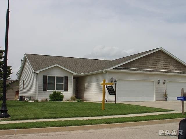 1st image of 1405 Willow Gln