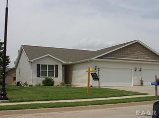 1405 Willow Gln, Metamora, IL 61548