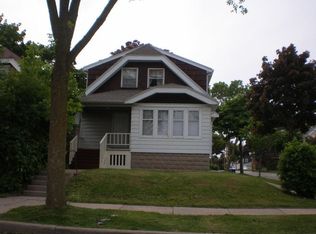 4577 N 37th St, Milwaukee, WI 53209