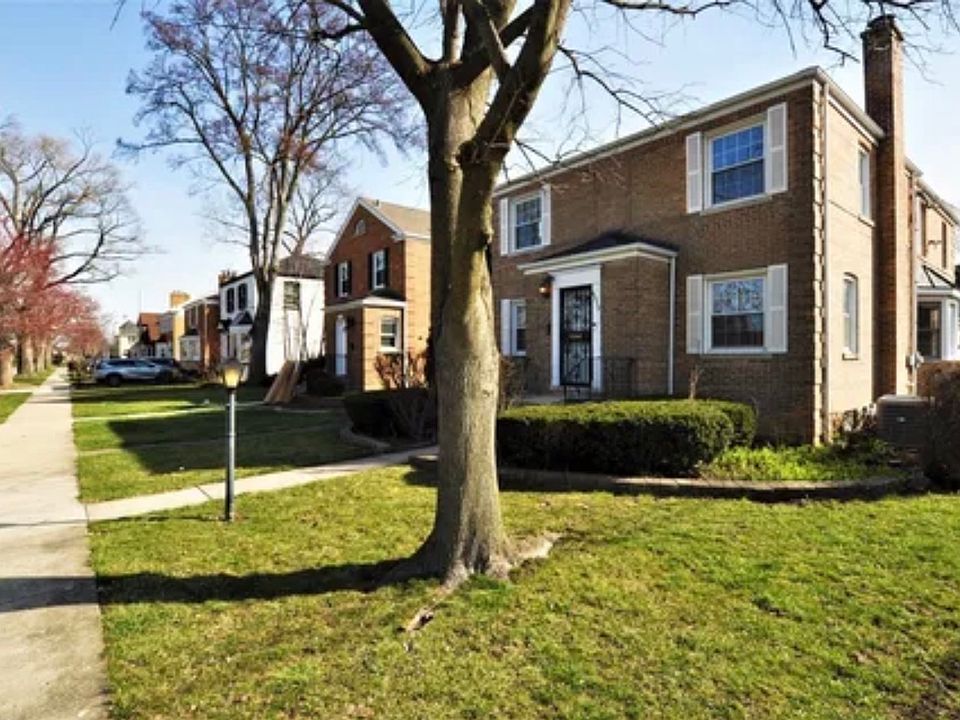 1st image of 6815 N Lowell Ave