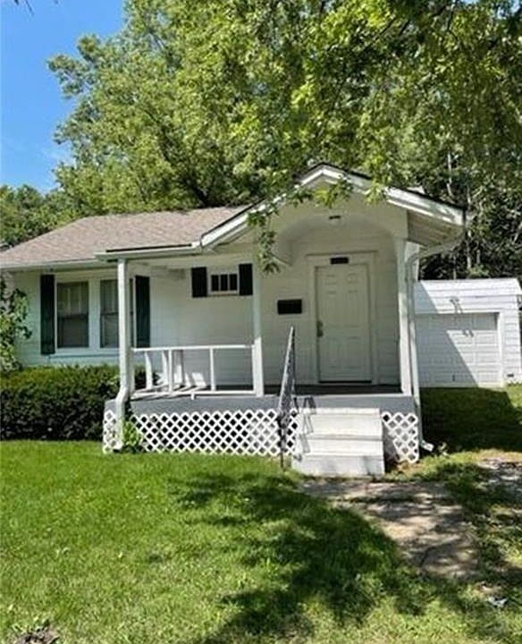 1st image of 308 E 80th St