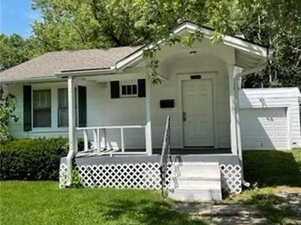 308 E 80th St, Kansas City, MO 64114