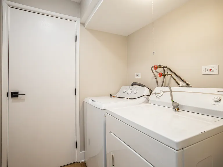 1401 Volkamer Trl — Photo 17