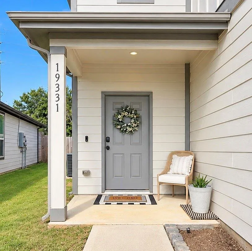 4 bed, 2.5 bath, 1700 sqft, $2,150 — Photo 3