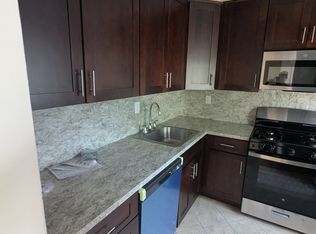 227-05 67th Ave #A, Oakland Gardens, NY 11364