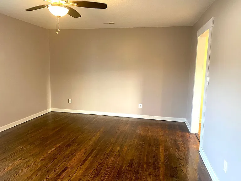 630 Race St — Photo 11