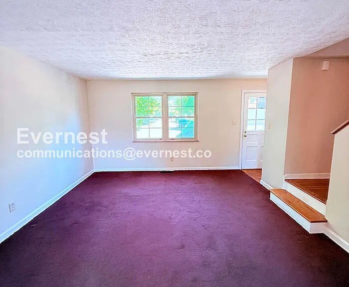 1789 Kings Ct #D — Photo 9