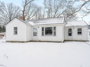 863 N Turner Rd, Youngstown, OH 44515