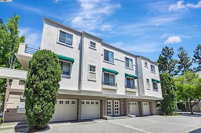 455 Navaro Way #201 — Photo 21