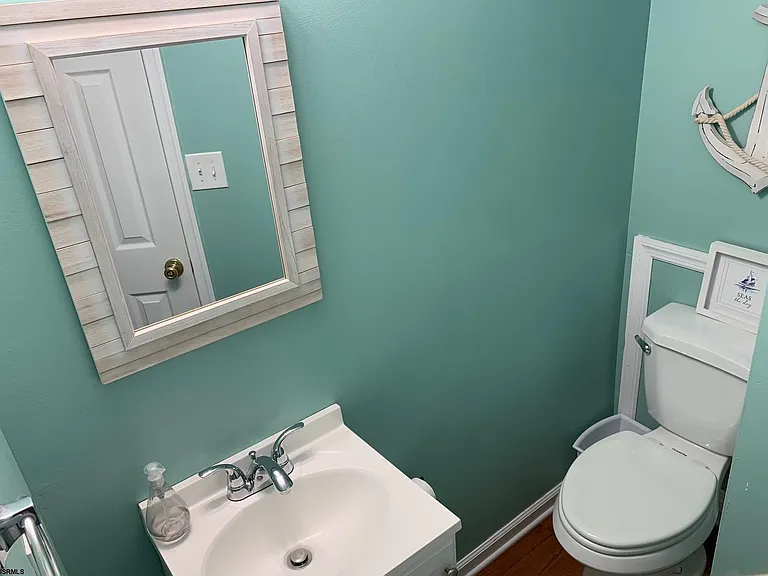 6512 Winchester Ave — Photo 10