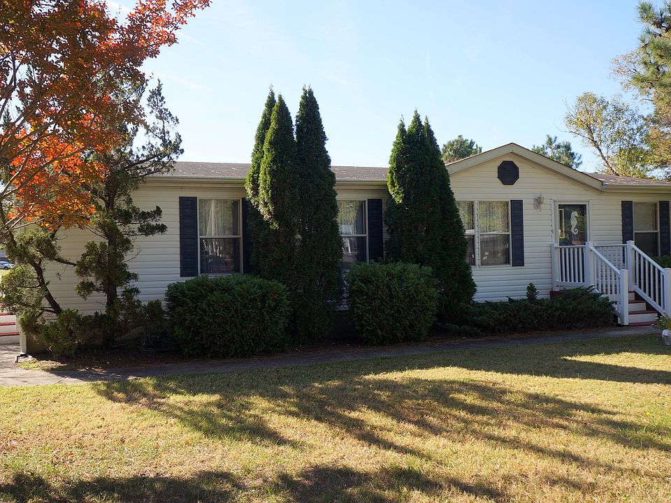 1st image of 21 Park Place Dr