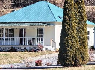 2277 Watauga Rd, Franklin, NC 28734