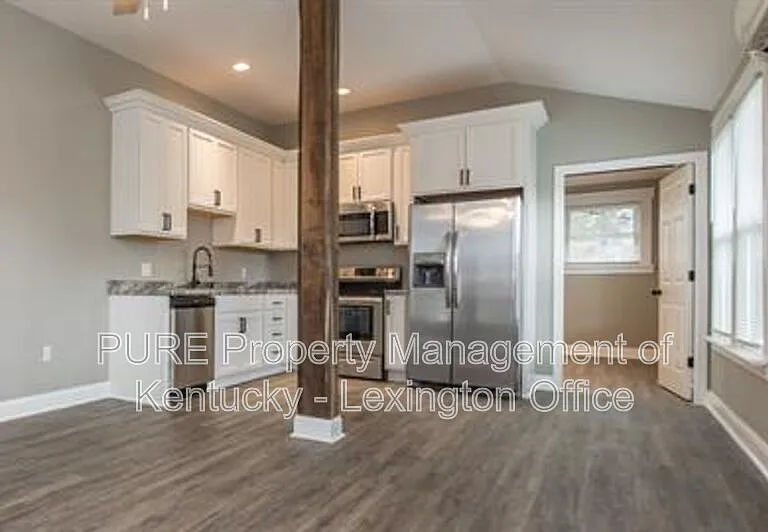103 Moberly Ave #B — Photo 10
