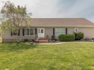 250 Kelp Grove Rd, Nashville, IN 47448