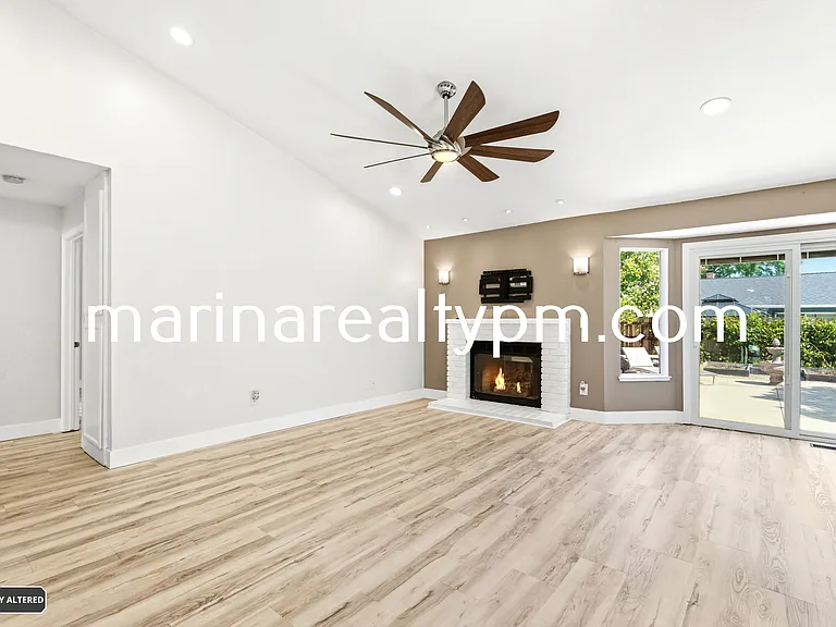 208 Buttercup Cir — Photo 9