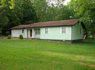 403 Joshua St, Mountain View, MO 65548