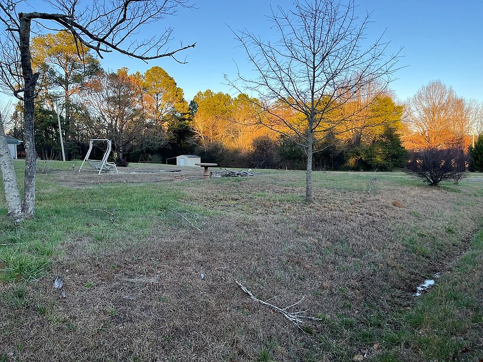 2nd image of 1131 Mount Vernon Rd