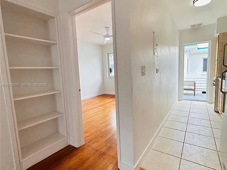 2045 Calais Dr #7 — Photo 10