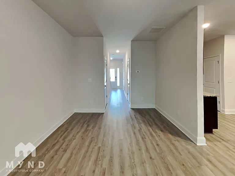 10170 Benton Woods Dr — Photo 7