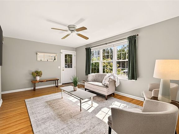 5th image of 278 Beechwood Cres