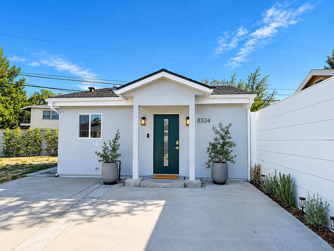 1 bed, 1.0 bath, 500 sqft, $2,750 — Photo 2