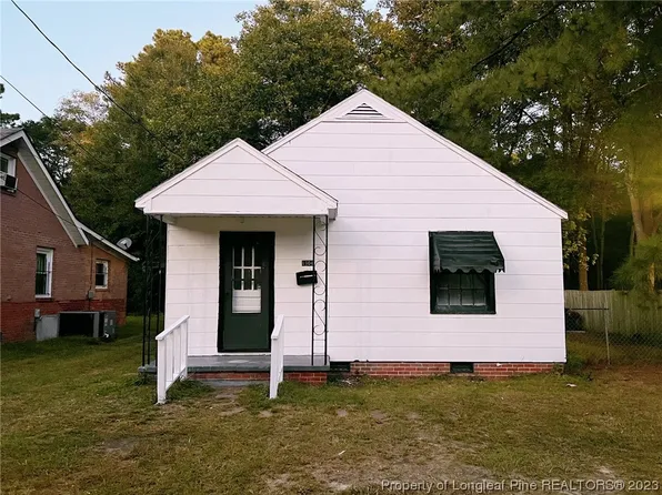 1904 Newark Ave, Fayetteville, NC 28301