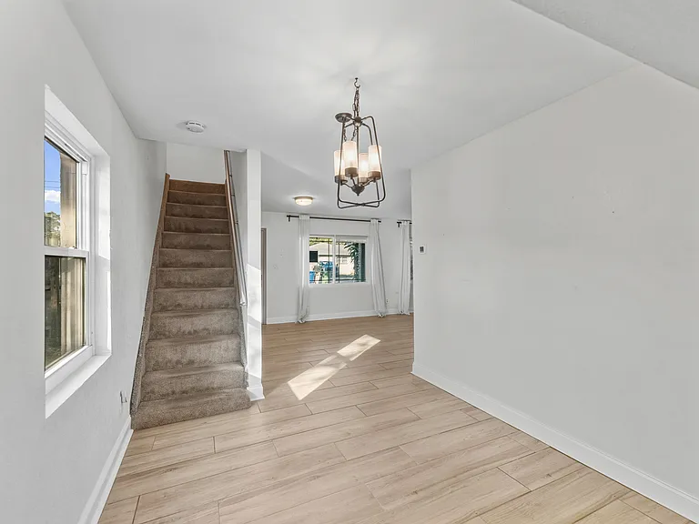 4016 W Nassau St — Photo 6