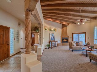 8246 Raintree Dr NE, Albuquerque, NM 87122