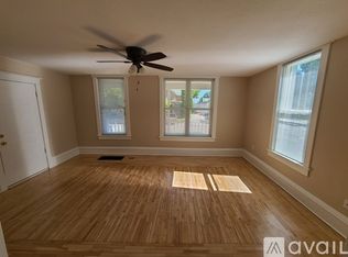 76 8th St, Fond Du Lac, WI 54935