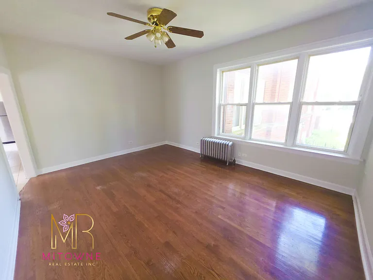 7400 N Ashland Blvd #2 — Photo 4