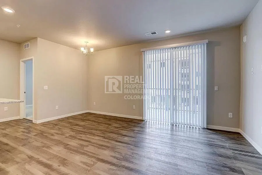 Beautiful 2-Bedroom Condo in Parker — Photo 4