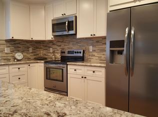 39037 Village 39, Camarillo, CA 93012