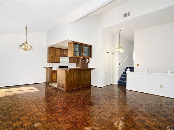 4th image of 22247 1/4 Erwin St #7